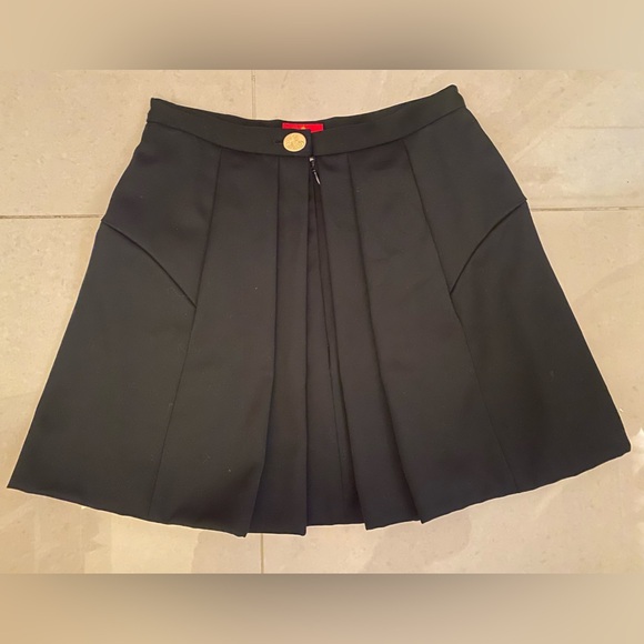 Authentic Luxury Vivienne Westwood Pleated Mini Skirt - Picture 1 of 7